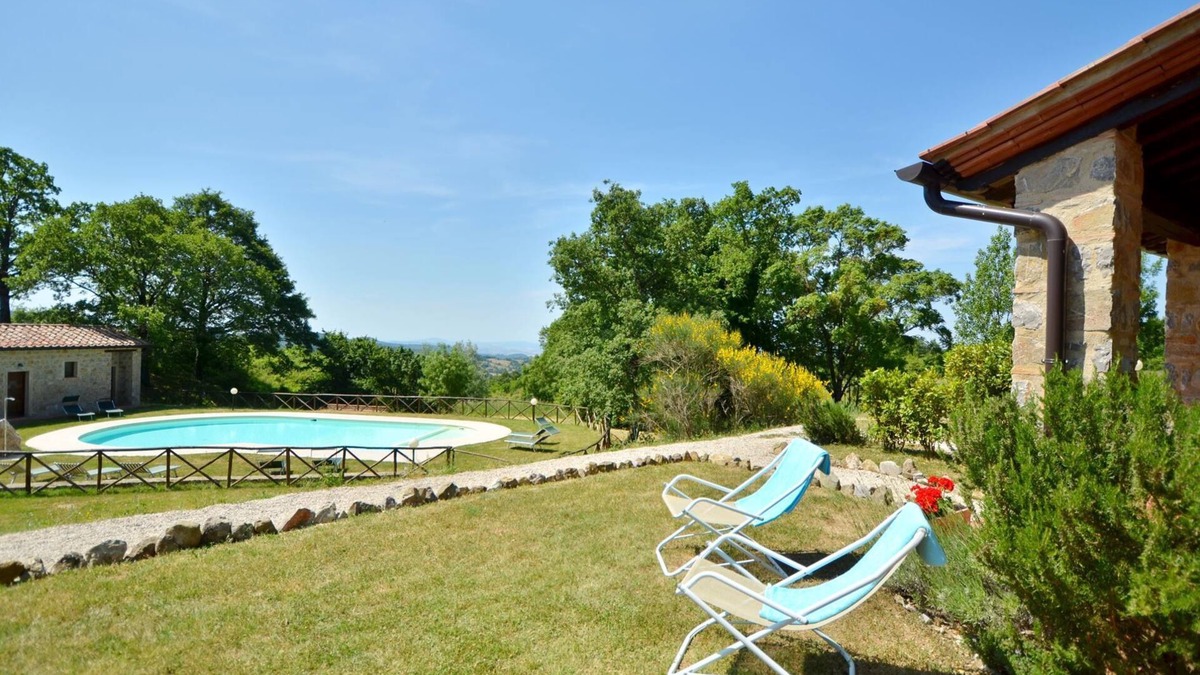 Roccalbegna House | Holiday Home "Villa Nespola" with Forest View, Shared Pool & Wi-Fi