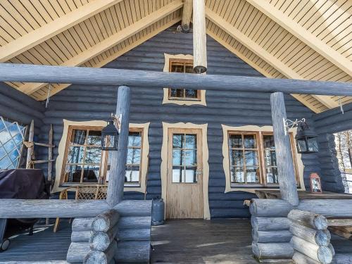 Kehys-Kainuu House | Holiday Home Virsuniemi by Interhome