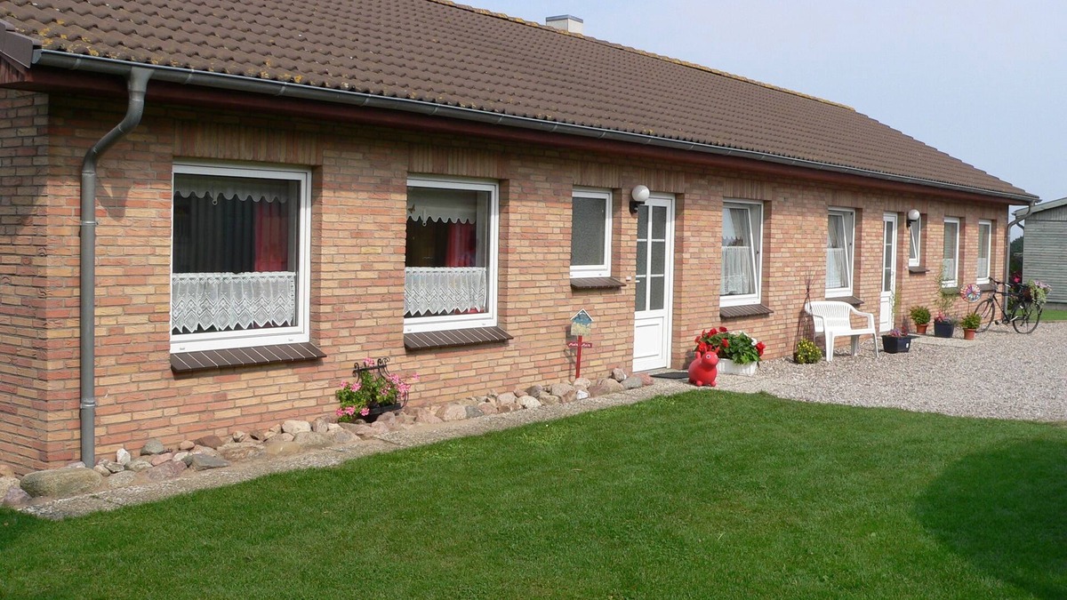 Hoxmark House | Holiday Home "Whg 4 - Ferien auf einem Resthof" with Sea View, Garden & Wi-Fi