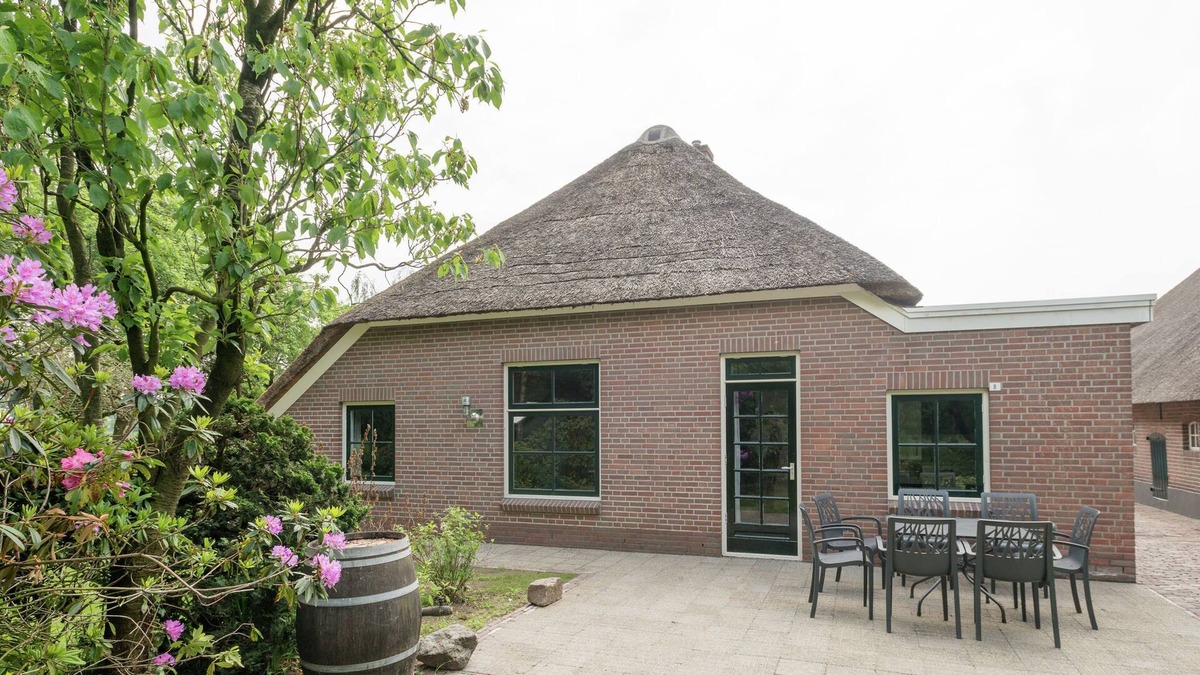 Heeten Other | Holiday Home with a wood stove, on a farm
