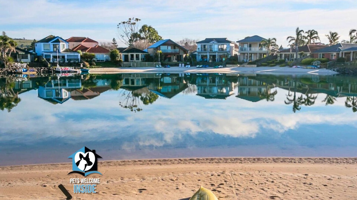 Encounter Bay House | Holiday Home with Private Beach & Stunning Views!