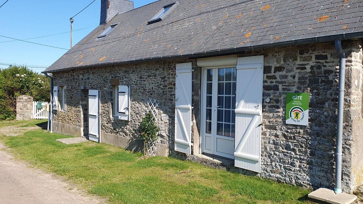 Denneville Cottage | Holiday home with enclosed garden and terrace, near Cotentin beaches