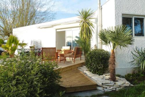 Le Porge House | holiday home with indoor pool, Le Porge