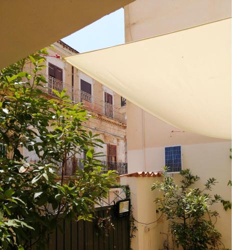 Comitini Bed & Breakfast | Holiday Home Zolfare