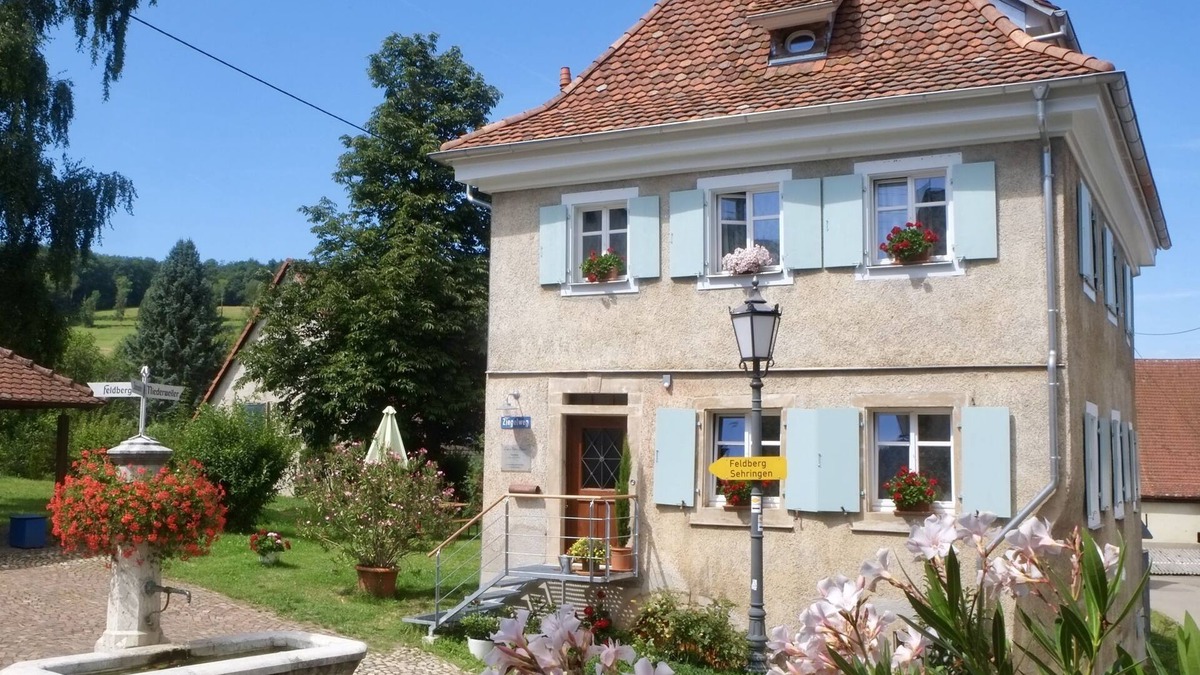 Lipburg House | Holiday Home 'Zur Alten Dame' with Mountain View, Shared Garden and Wi-Fi