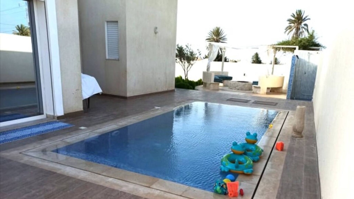 Houmt Arbah Villa | Holiday Homes -- Villa la Reine