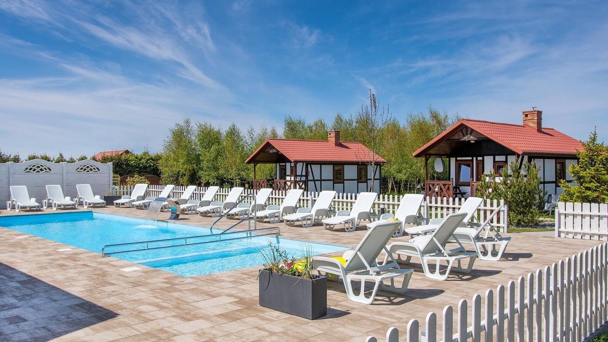 Darlowko House | Holiday homes with pool access, Darlowo