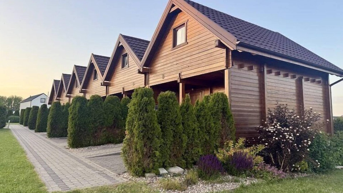 Mielno House | Holiday homes with swimming pool, Mielenko
