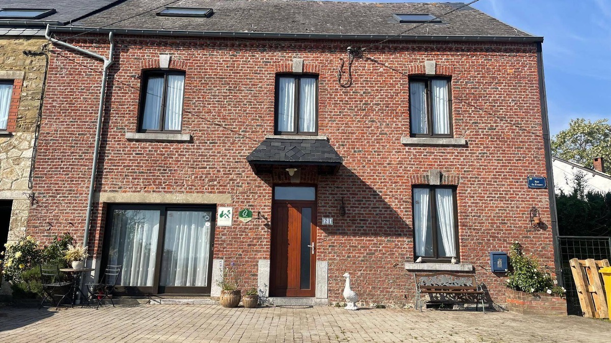Hastiere-Lavaux House | Holiday house Mesnil-Saint-Blaise for 1 - 8 persons with 4 bedrooms - Twin house