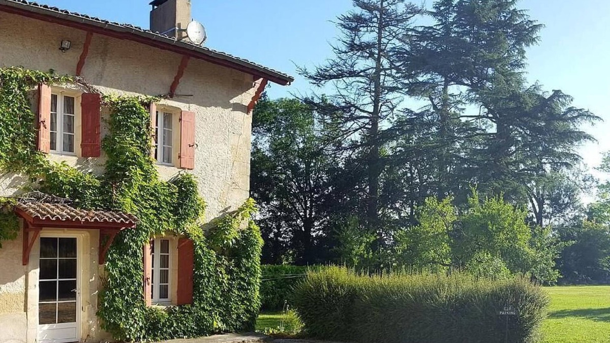 Montignac-de-Lauzun House | Holiday house Montignac de Lauzun for 7 persons with 3 bedrooms - Holiday house