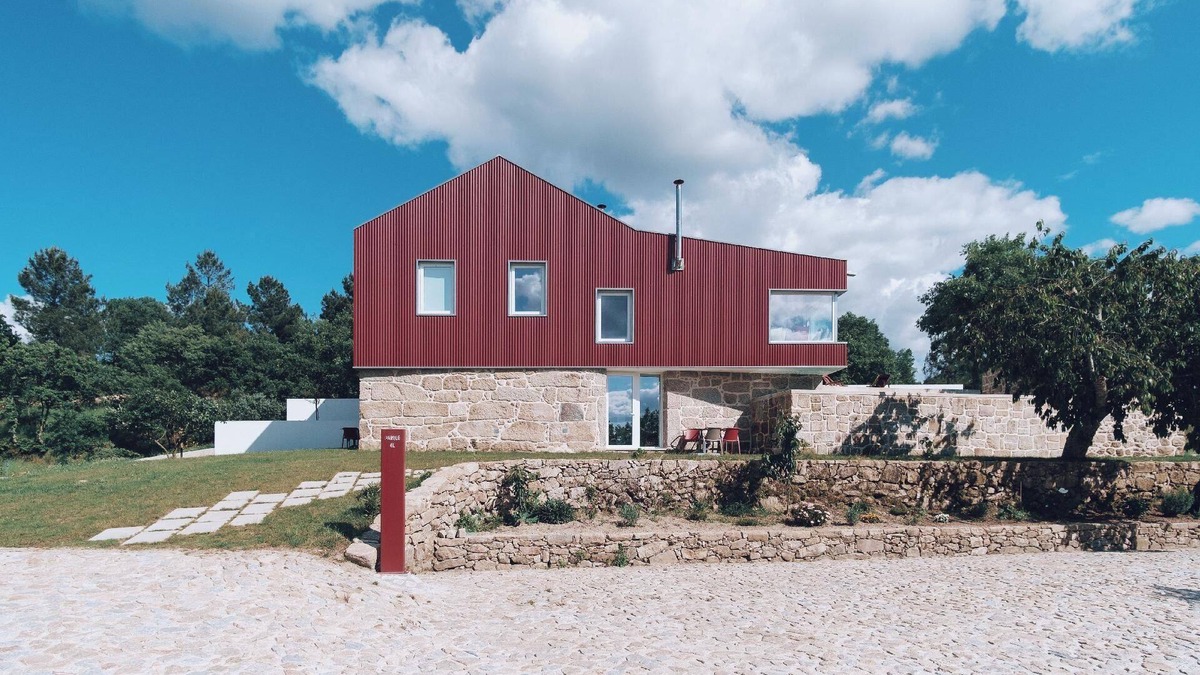 Fornos de Algodres House | Holiday house Fornos de Algodres for 1 - 10 persons with 4 bedrooms - Holiday house