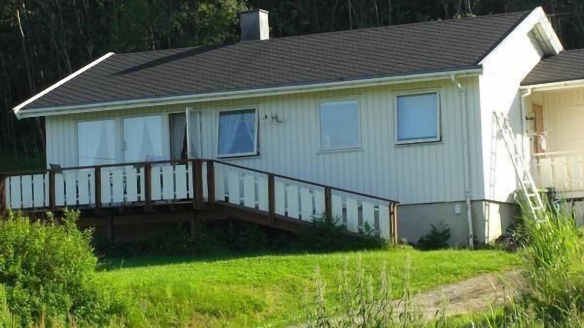 Meloy House | Holiday house Ågskardet for 1 - 4 persons with 3 bedrooms - Holiday home