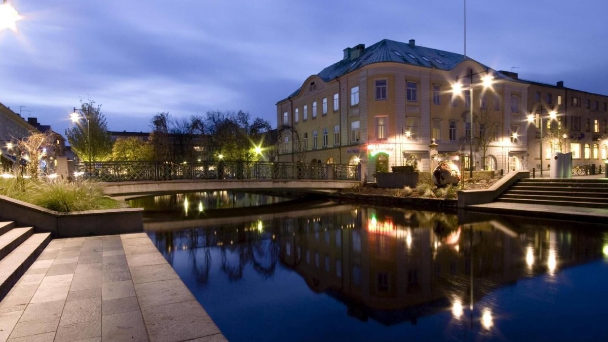 Alingsas House | Holiday house Alingsås for 1 - 9 persons with 3 bedrooms - Holiday house
