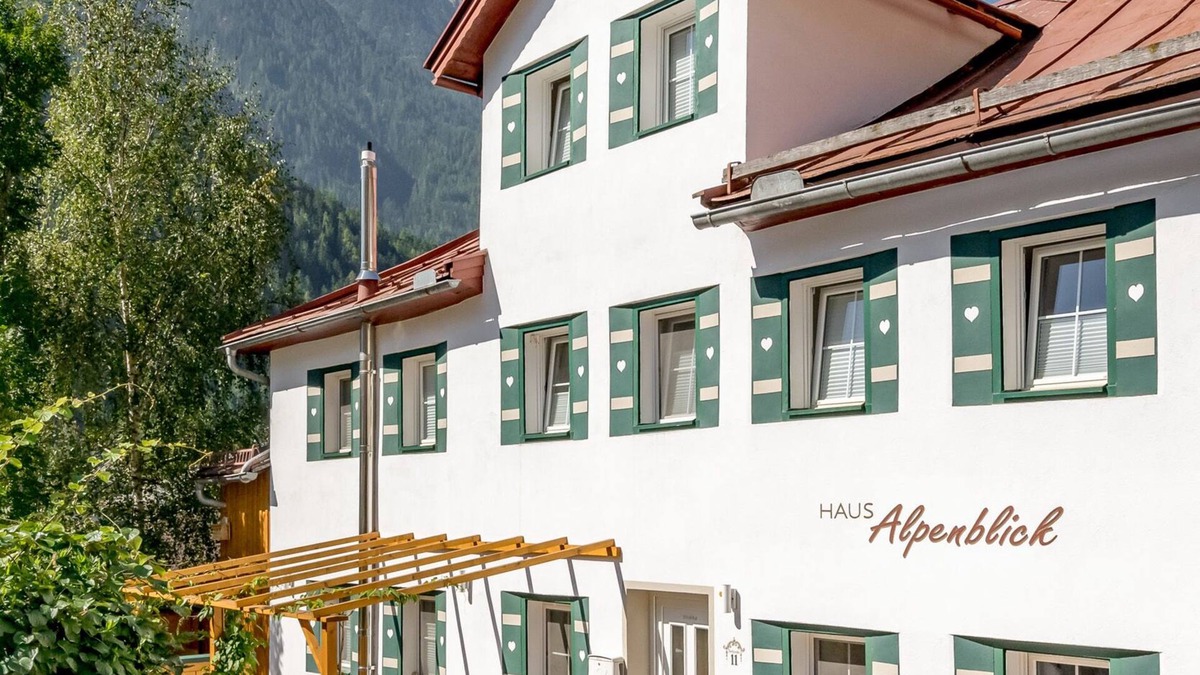 Oetz House | Holiday house Alpenblick in Oetz - detached house up to 6 people - centrally located