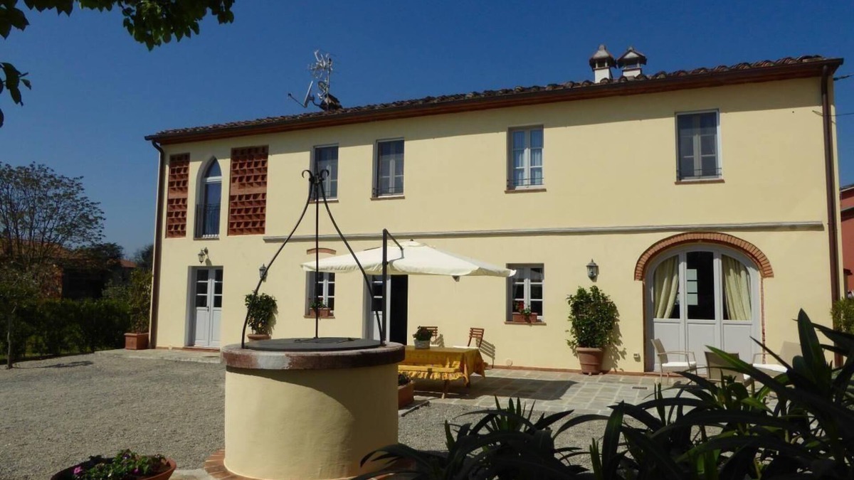 Altopascio House | Holiday house Altopascio for 1 - 8 persons with 4 bedrooms - Holiday home