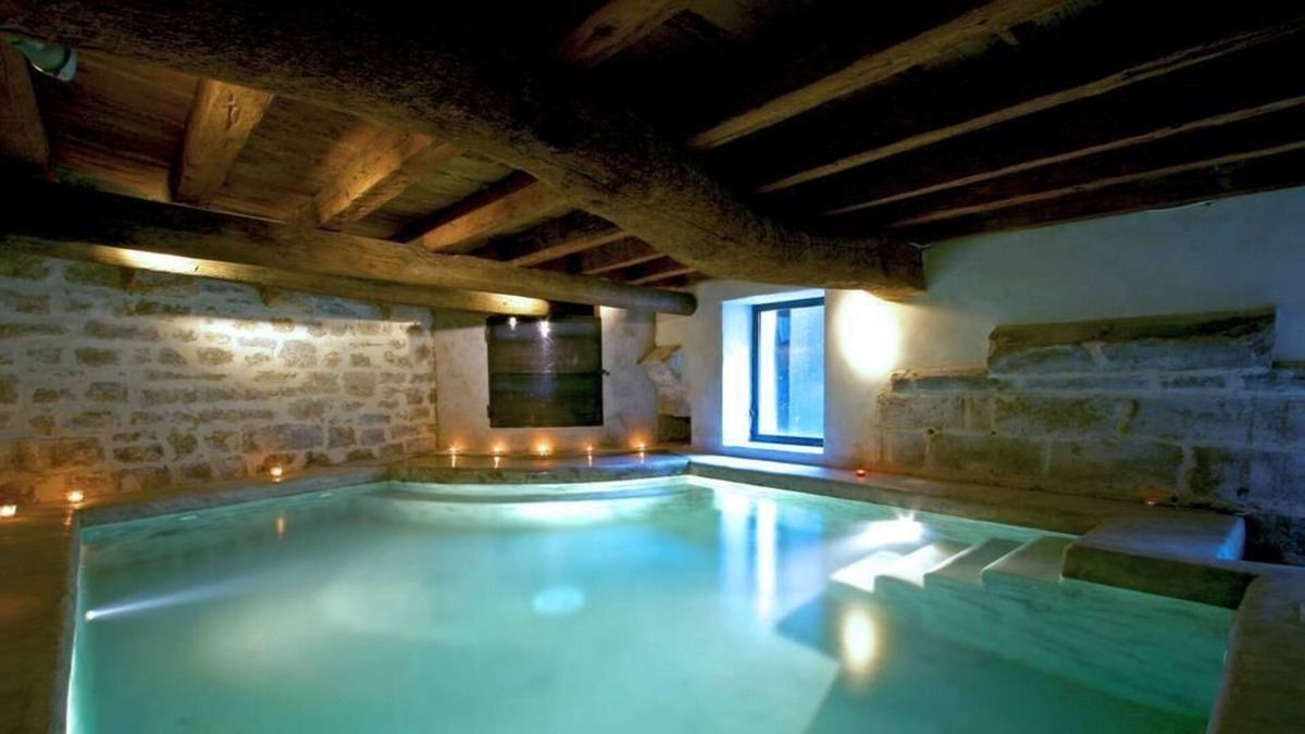 Barbentane House | Holiday house Barbentane for 1 - 9 persons with 4 bedrooms - Row house