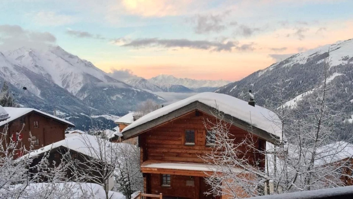 Bellwald House | Holiday house Bellwald for 1 - 8 persons with 3 bedrooms - Detached holiday house