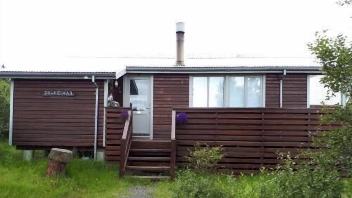 Hvalfjarðarsveit House | Holiday house Borgarnes for 1 - 4 persons with 3 bedrooms - Holiday home