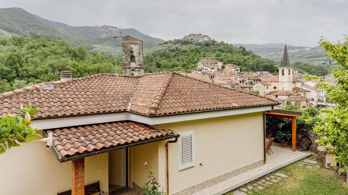 Borgomaro House | Holiday house Borgomaro for 1 - 5 persons with 2 bedrooms - Holiday house