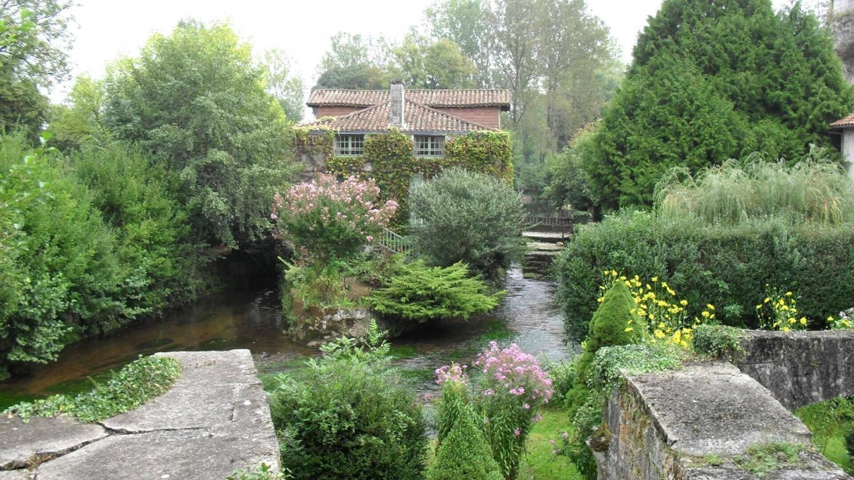 Bourdeilles House | Holiday house Bourdeilles for 1 - 9 persons with 5 bedrooms - Holiday house