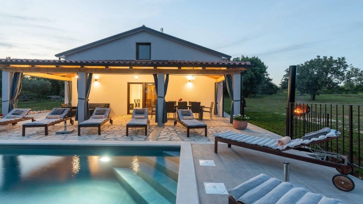 Bibali House | Holiday house Buje for 1 - 8 persons with 4 bedrooms - Holiday home