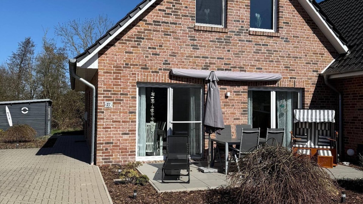 Nordseebad Burhave House | Holiday house Butjadingen for 1 - 4 persons with 2 bedrooms - Twin house
