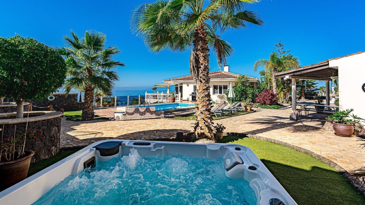 Armenime House | Holiday house Callao Salvaje for 1 - 8 persons with 3 bedrooms - Holiday house