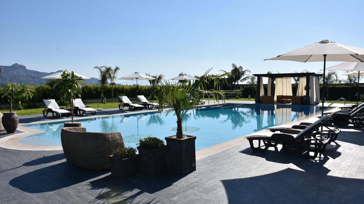 Calatabiano House | Holiday house Calatabiano for 1 - 10 persons with 5 bedrooms - Twin house