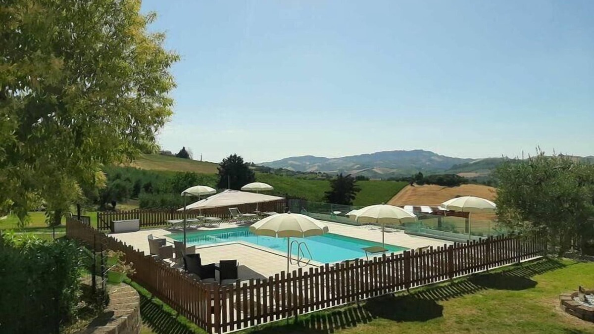 Carassai House | Holiday house Carassai for 1 - 11 persons with 4 bedrooms - Holiday home