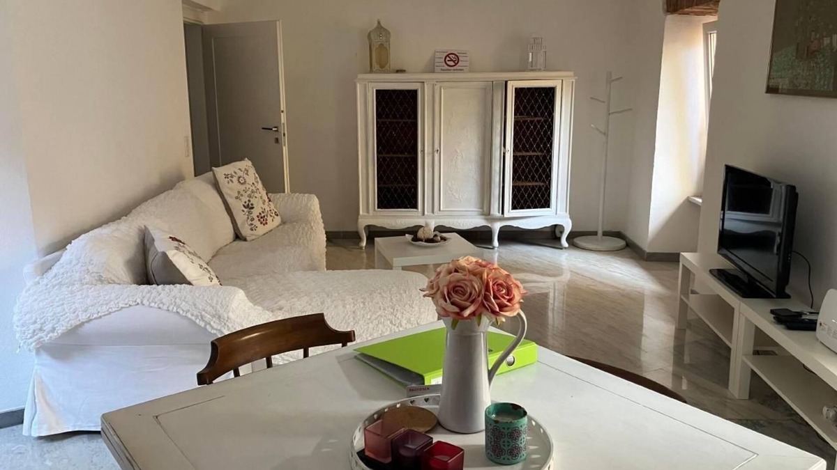 Caslano House | Holiday house Caslano for 1 - 5 persons with 2 bedrooms - Holiday house