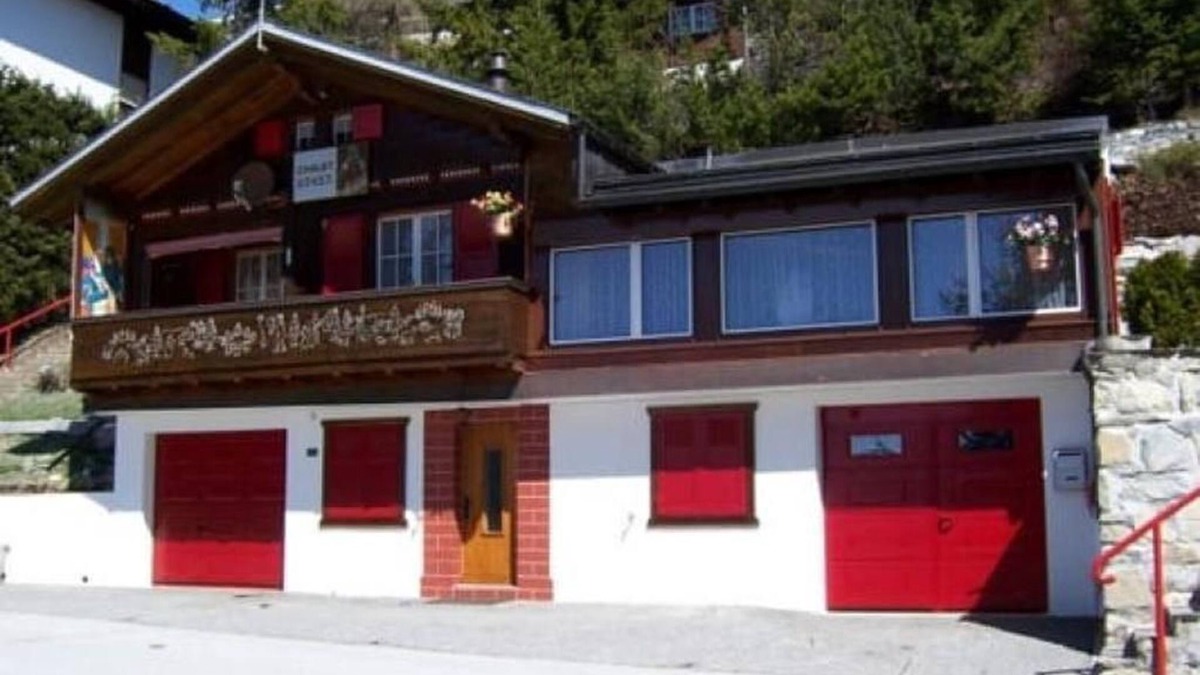 Randogne Ski Chalet | Holiday house Crans-Montana (Ort) for 1 - 7 persons with 3 bedrooms - Detached holiday house