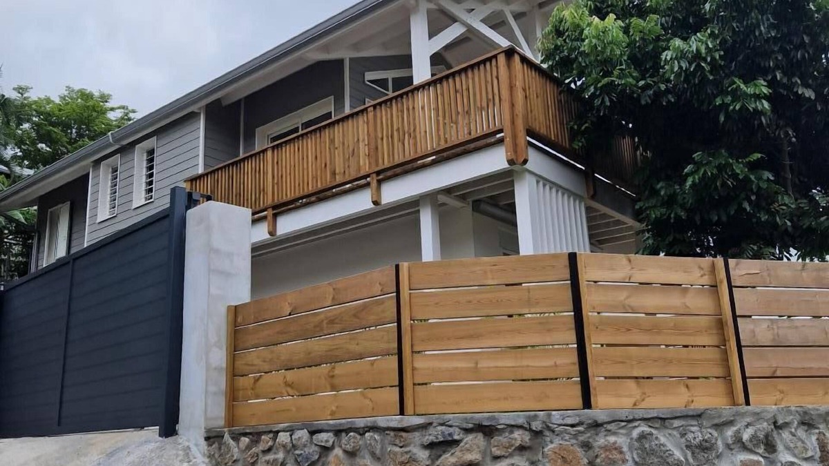 Entre-Deux House | Holiday house Entre-Deux for 1 - 6 persons with 3 bedrooms - Detached holiday house