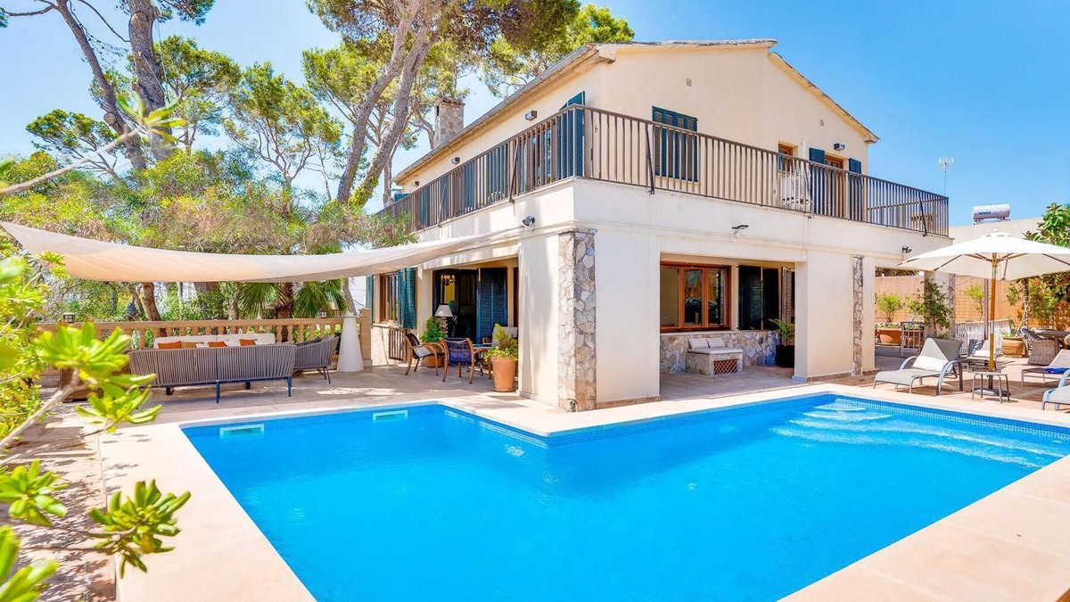 Can Pastilla House | Holiday house Palma de Mallorca for 1 - 7 persons with 4 bedrooms - Holiday home