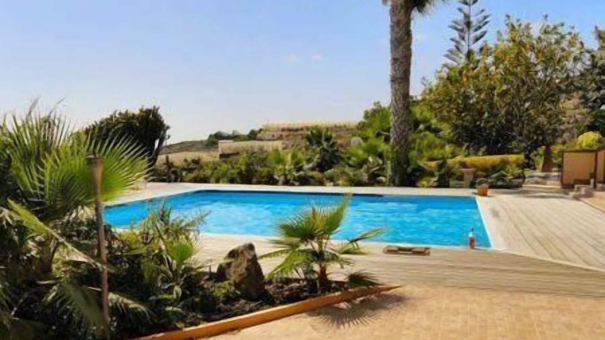 Guia de Isora House | Holiday house Guia de Isora for 1 - 37 persons with 14 bedrooms - Holiday home