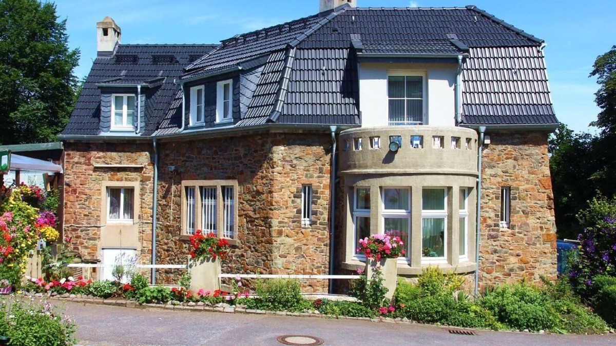 Wehringhausen House | Holiday house Hagen for 1 - 7 persons with 4 bedrooms - Holiday home