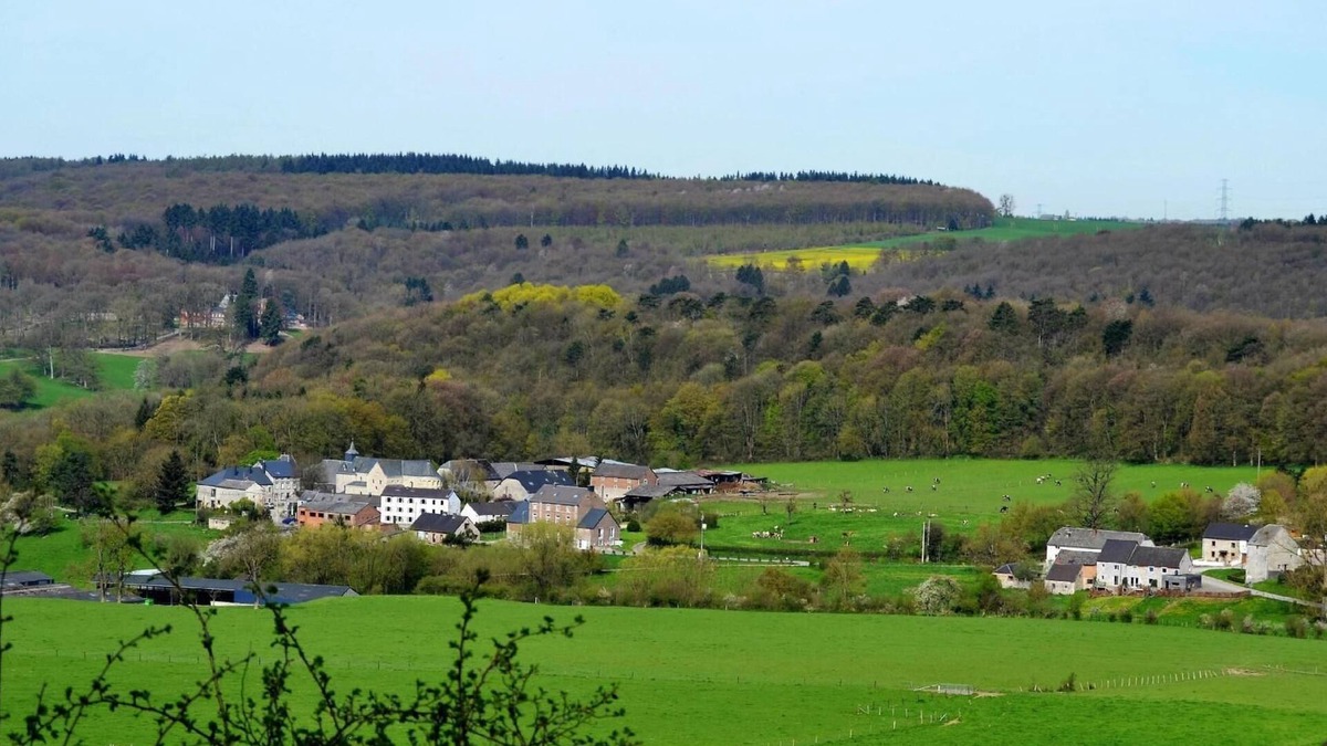 Xhignesse House | Holiday house Hamoir for 10 - 14 persons with 5 bedrooms - Twin house