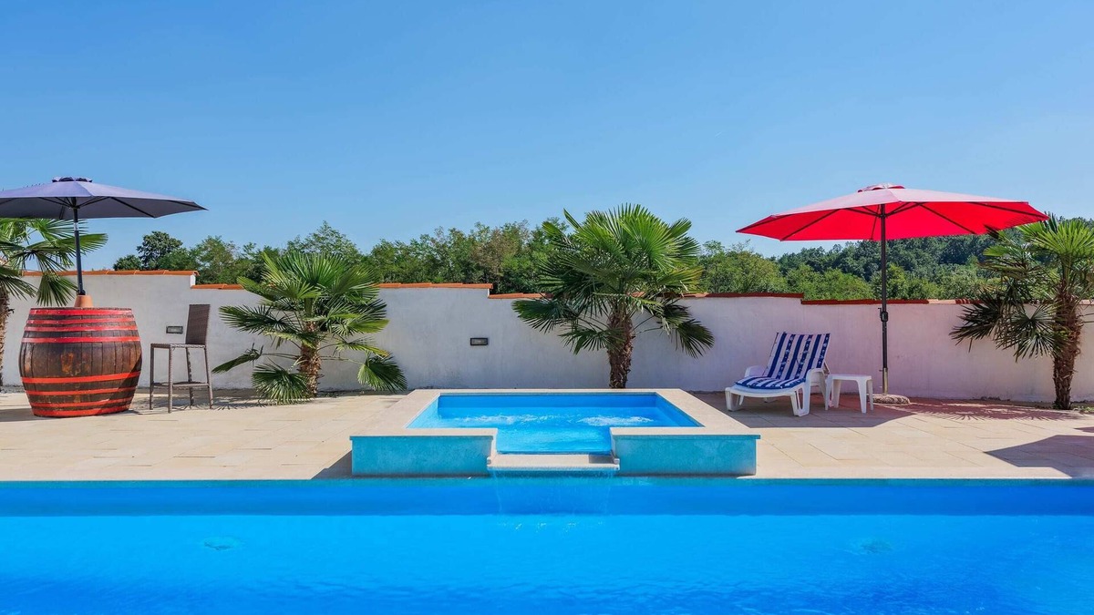 Domijanici Villa | Holiday house in Istria with pool and hydromassage