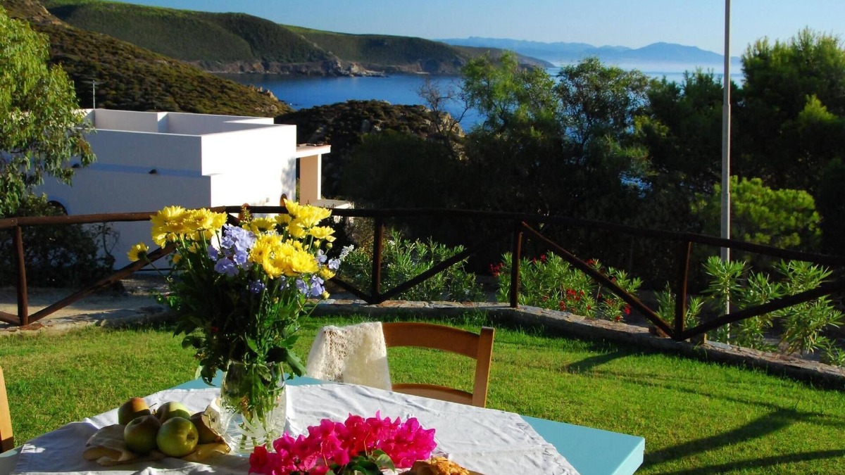 Torre dei Corsari House | Holiday house Torre dei Corsari for 1 - 4 persons with 2 bedrooms - Holiday home