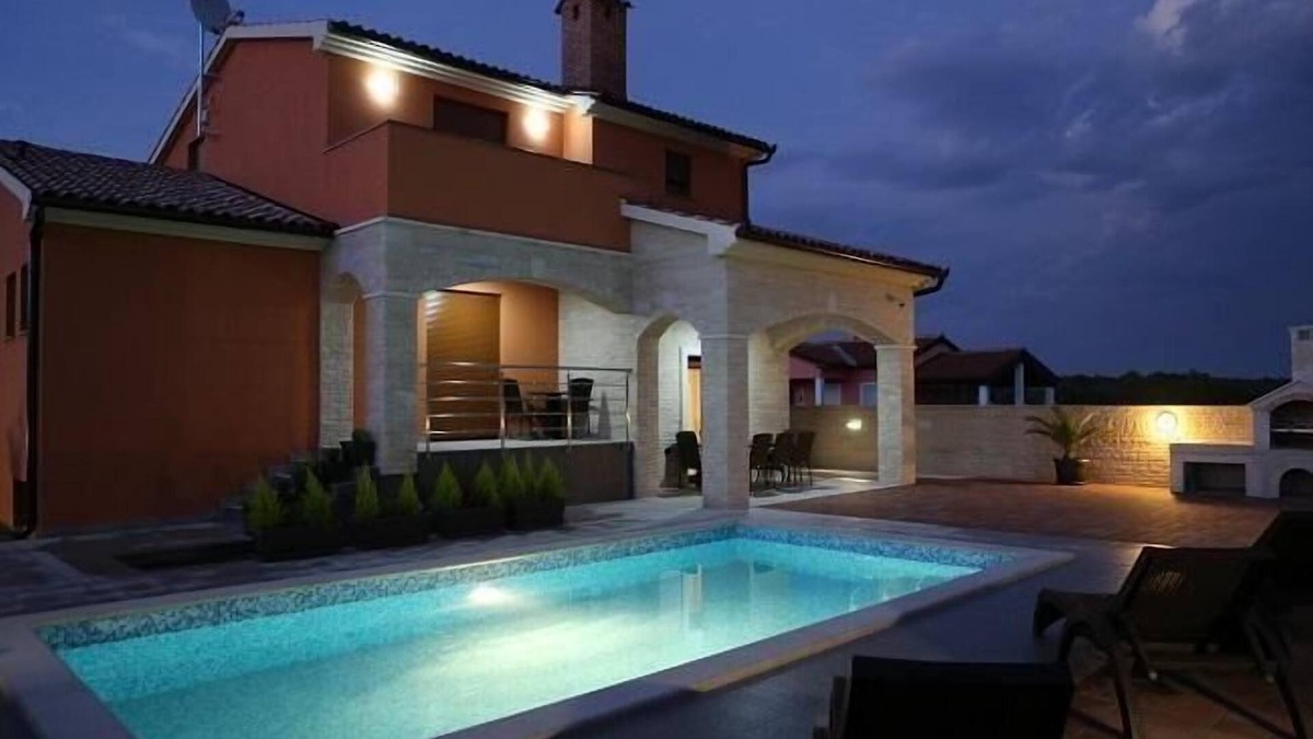 Jadreski House | Holiday house Jadreski for 1 - 8 persons with 4 bedrooms - Row house