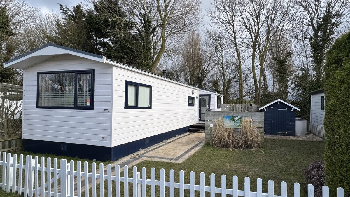 Municipality of Noord-Beveland House | Holiday house Kamperland for 1 - 6 persons with 3 bedrooms - Holiday home