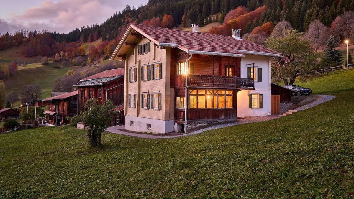 Klosters-Serneus House | Holiday house Klosters for 1 - 12 persons with 6 bedrooms - Holiday house
