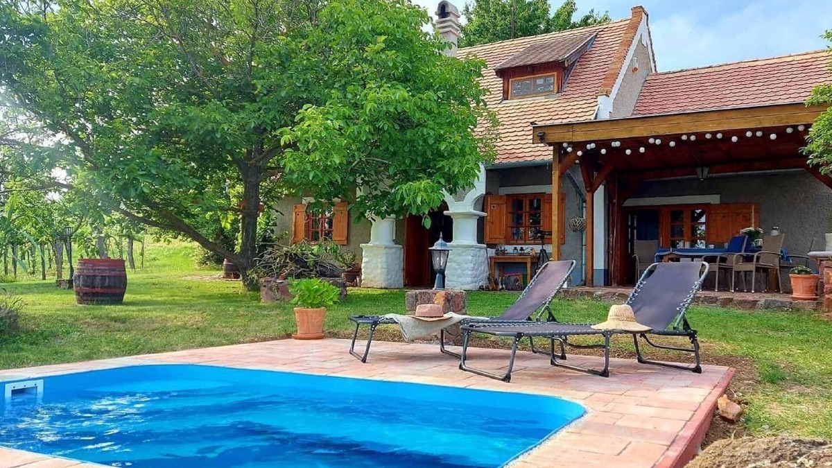 Koveskal House | Holiday house Köveskál for 1 - 6 persons with 3 bedrooms - Holiday house