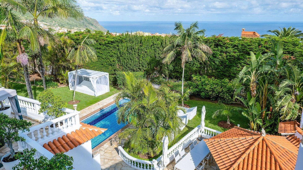 Los Realejos House | Holiday house La Carrera for 1 - 17 persons with 7 bedrooms - Holiday house