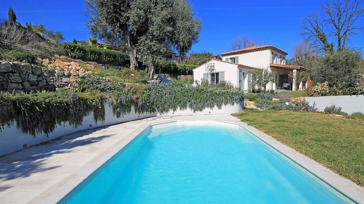 Le Rouret House | Holiday house Le Rouret for 1 - 6 persons with 3 bedrooms - Holiday house