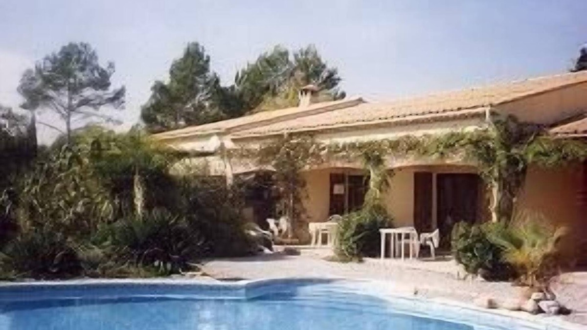 Les Arcs-sur-Argens House | Holiday house Les Arcs for 1 - 5 persons with 2 bedrooms - Holiday house