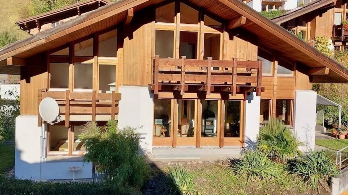Meiringen House | Holiday house Meiringen for 1 - 8 persons with 4 bedrooms - Detached holiday house