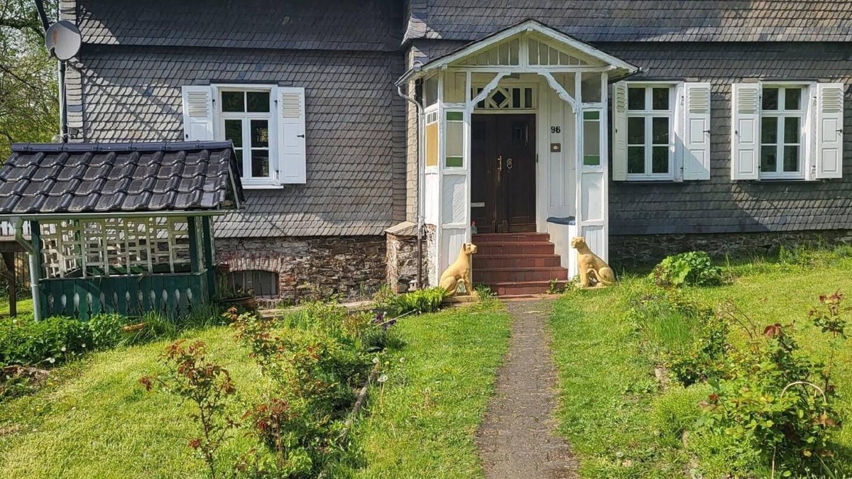 Mittelhof House | Holiday house Mittelhof for 1 - 20 persons with 3 bedrooms - Holiday home