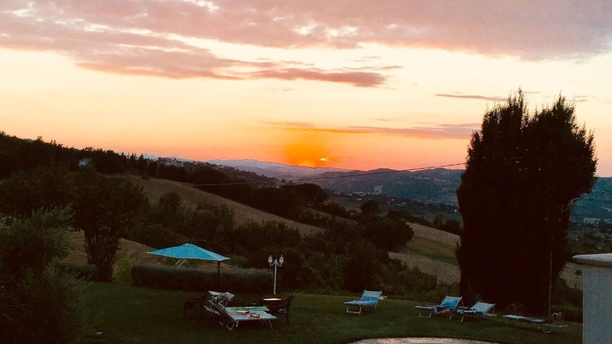 Montelabbate House | Holiday house Montelabbate for 1 - 12 persons with 5 bedrooms - Holiday house