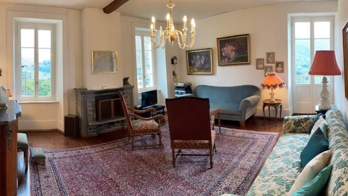 Castel San Pietro House | Holiday house Monte for 1 - 10 persons with 5 bedrooms - Detached holiday house