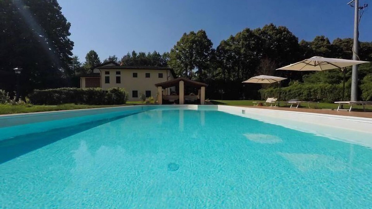 Villabuona House | Holiday house Monteggiori for 1 - 27 persons with 8 bedrooms - Holiday home